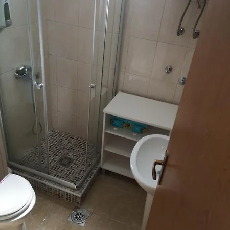 Clock Tower Apartman *