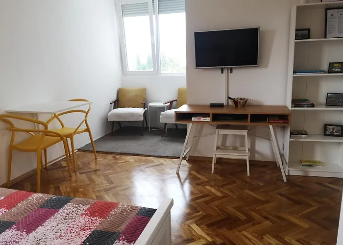 Clock Tower Appartement *